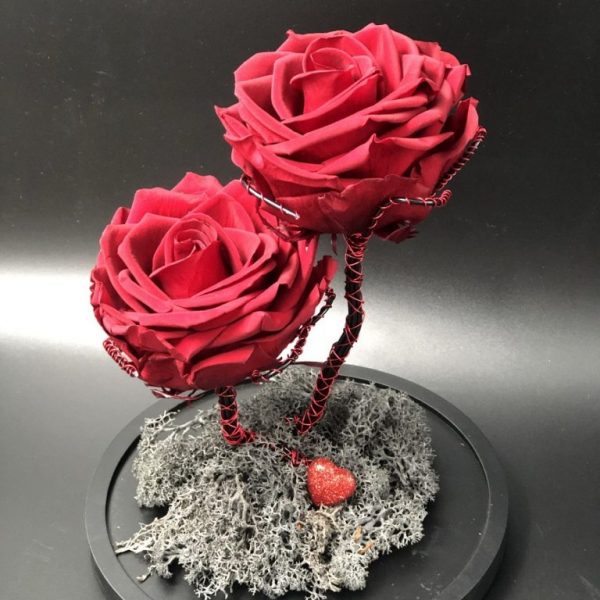 Δυο κόκκινα αναλλοίωτα τριαντάφυλλα σε γυάλα 26εκ.